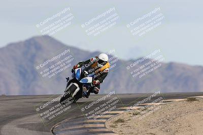 media/Nov-16-2025-Race Pace (Sun) [[8c5fa54630]]/Non Verified Riders (1st 20 Minutes)/6-Turn 12 (2pm)/